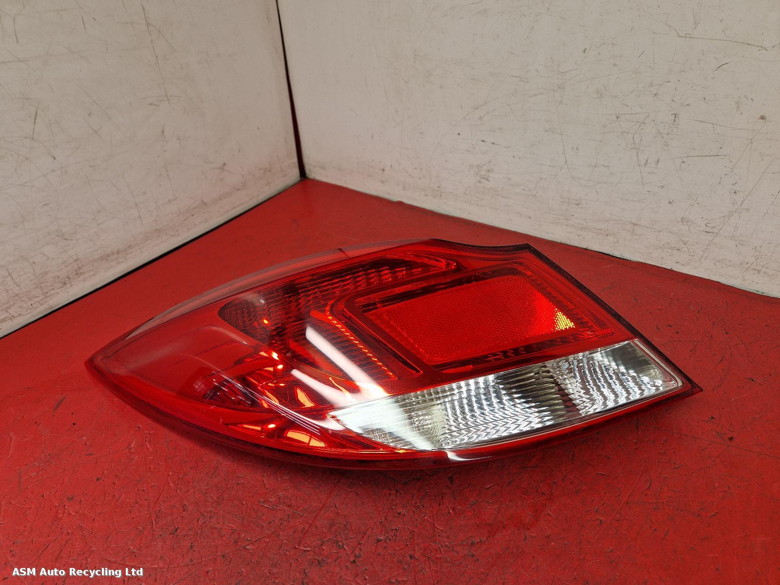 View Auto part L Taillight Vauxhall Insignia 2011