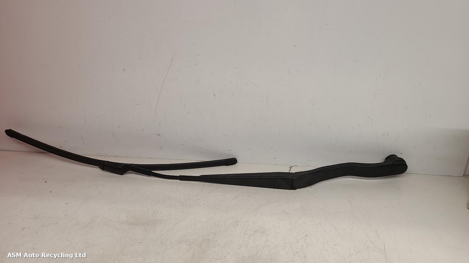 View Auto part Wiper Arm Land Rover Range Rover Sport 2021
