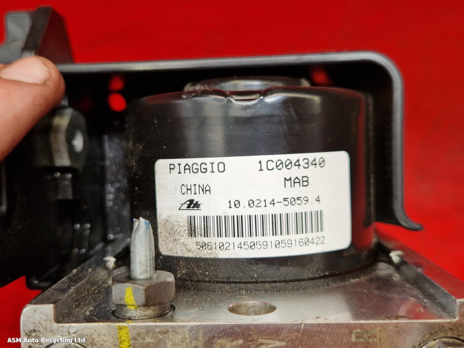 View Auto part ABS Pump/Modulator Piaggio Mp3 300 Hpe Sport 2019