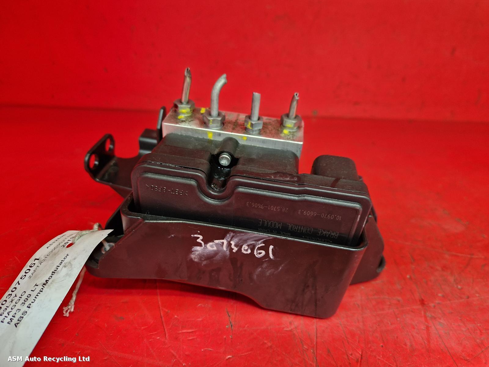 View Auto part ABS Pump/Modulator Piaggio Mp3 300 Hpe Sport 2019