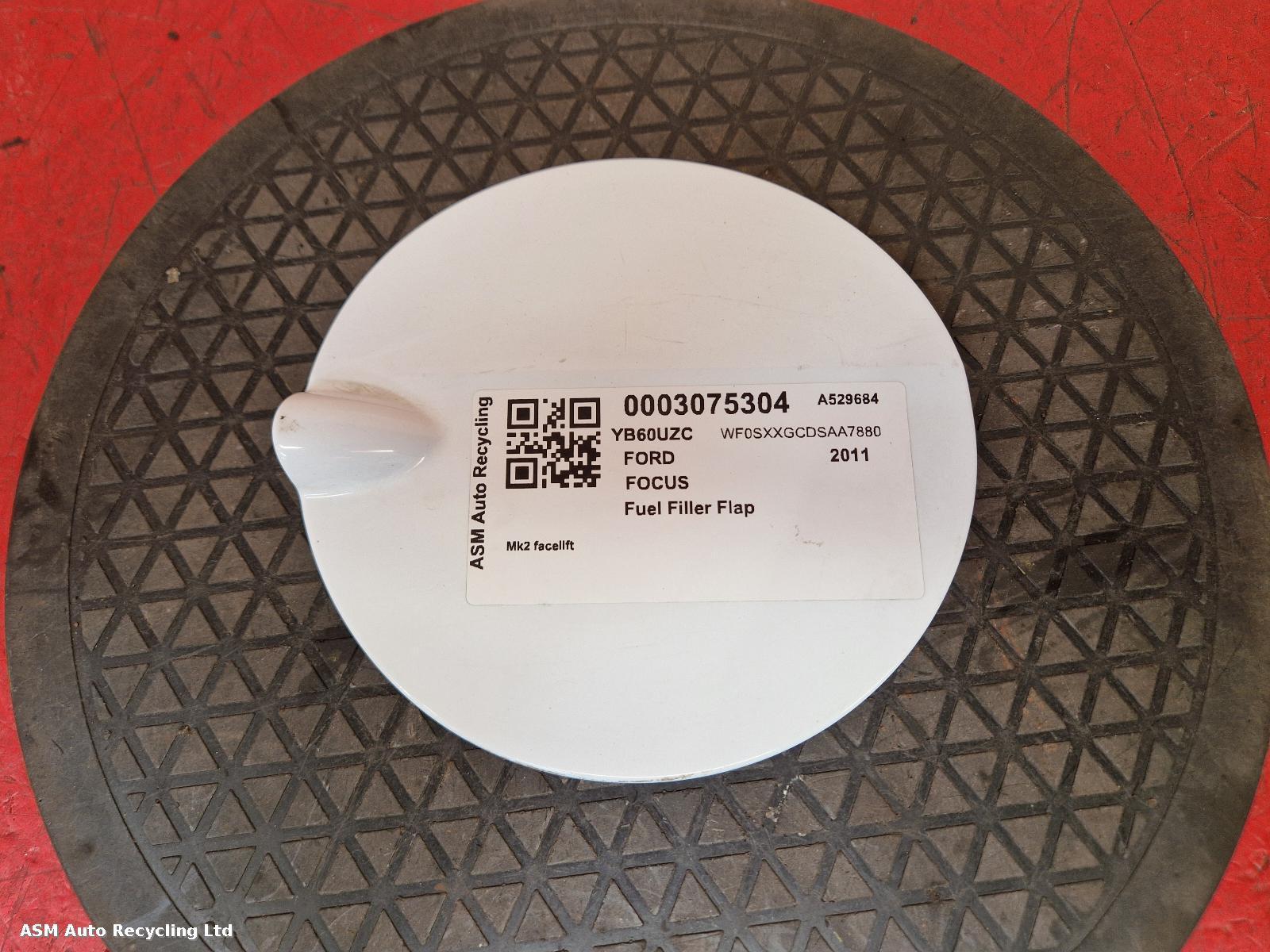 View Auto part Fuel Filler Flap Ford Focus 2011