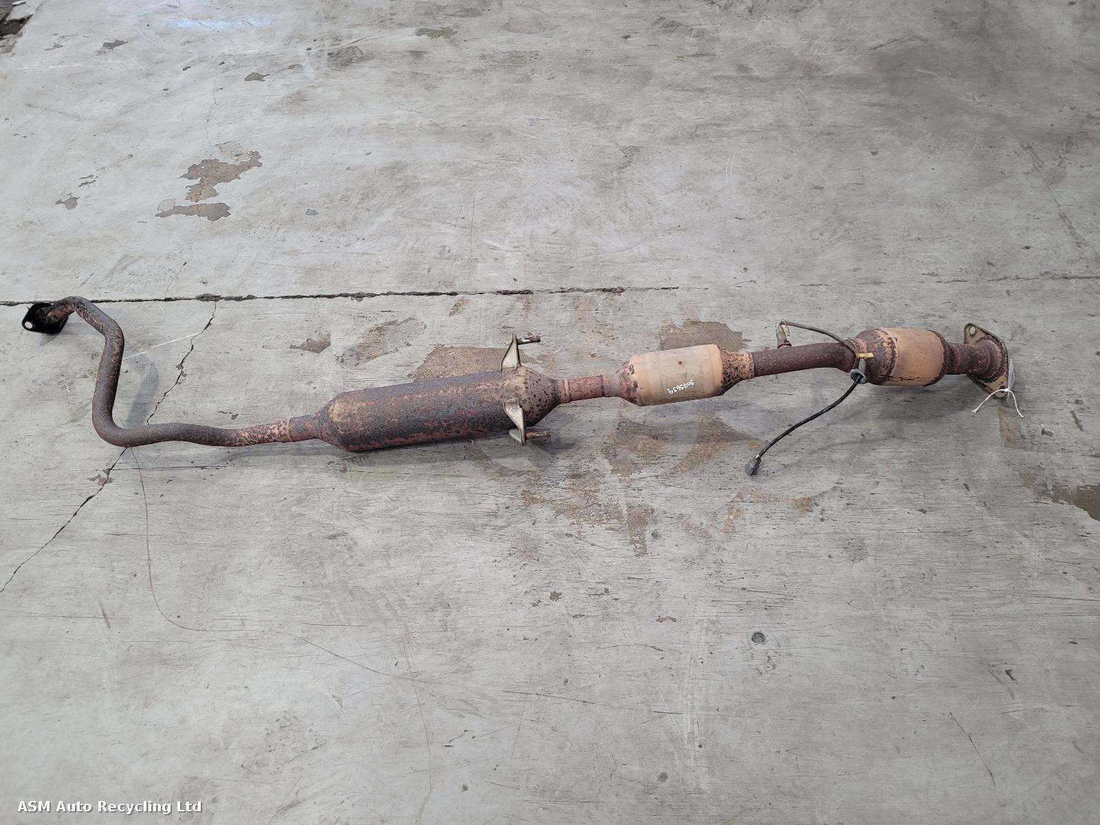 View Auto part Catalytic Converter Toyota Prius 2005