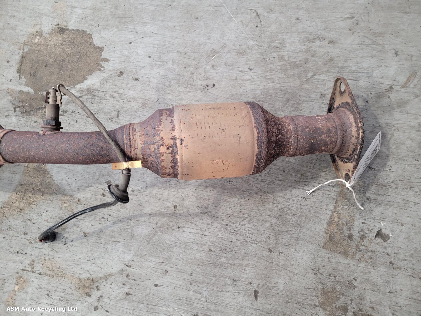 View Auto part Catalytic Converter Toyota Prius 2005