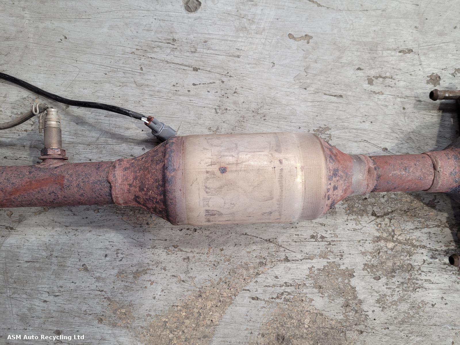 View Auto part Catalytic Converter Toyota Prius 2005