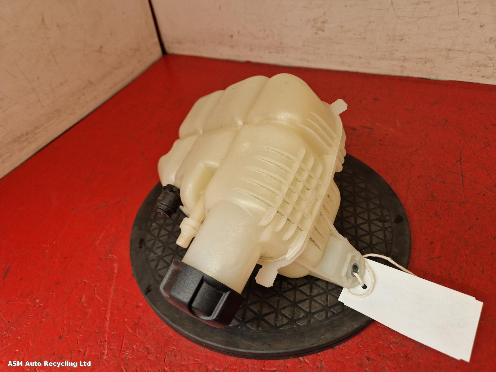 View Auto part Overflow Bottle Mini (bmw) Mini 2020