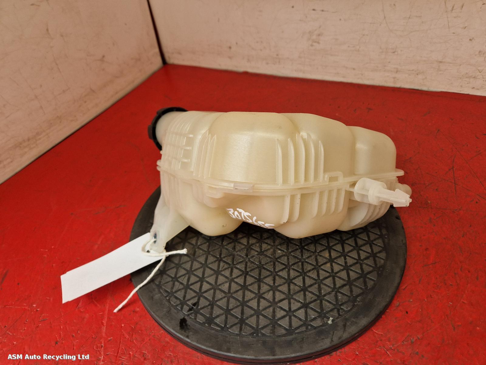 View Auto part Overflow Bottle Mini (bmw) Mini 2020