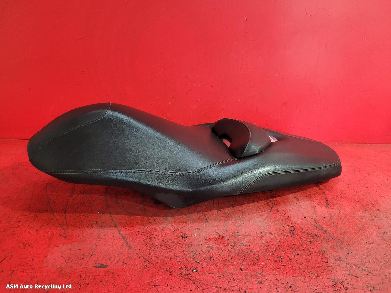 View Auto part Front Seat Yamaha Yp 2013