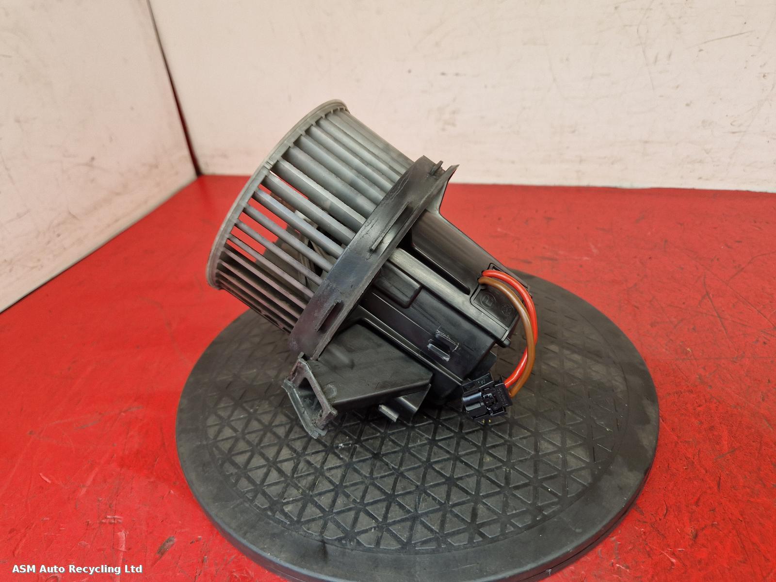 View Auto part Heater Motor/Assembly Mercedes E Class 2010