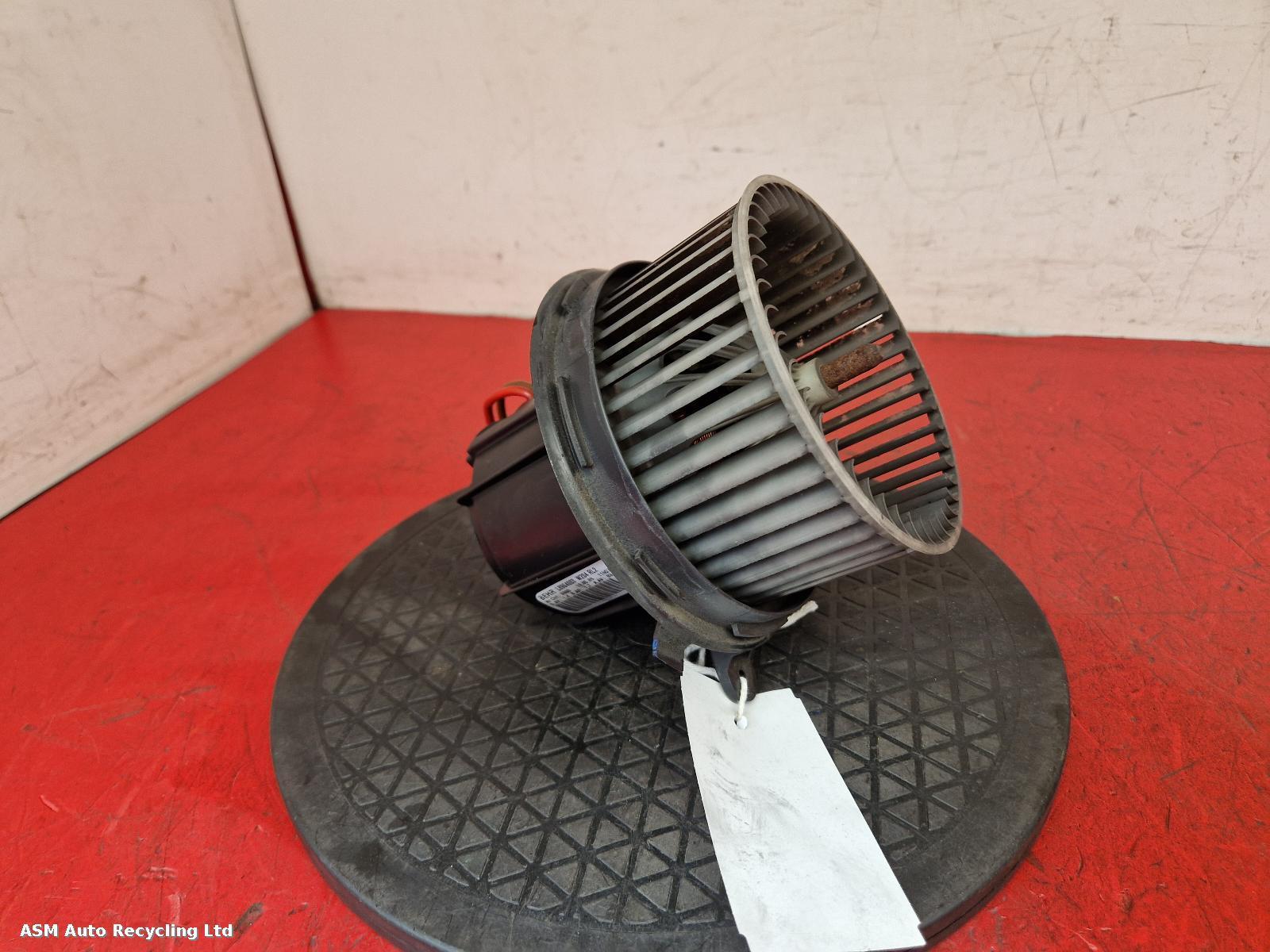 View Auto part Heater Motor/Assembly Mercedes E Class 2010
