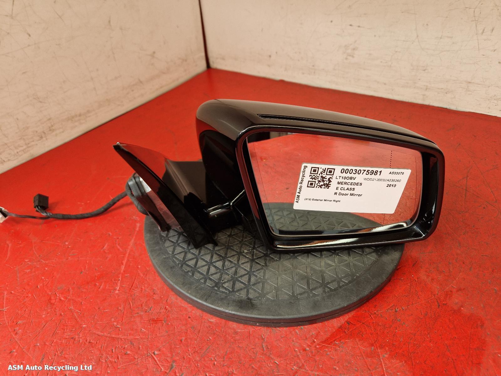 View Auto part R Door Mirror Mercedes E Class 2010