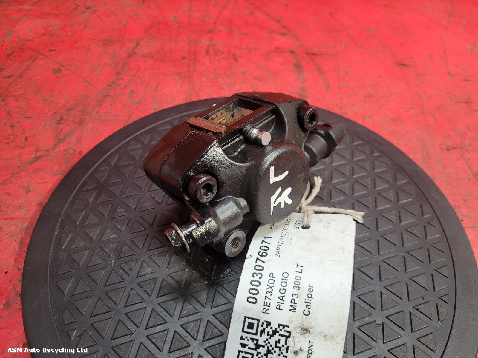 View Auto part Caliper Piaggio Mp3 300 2023