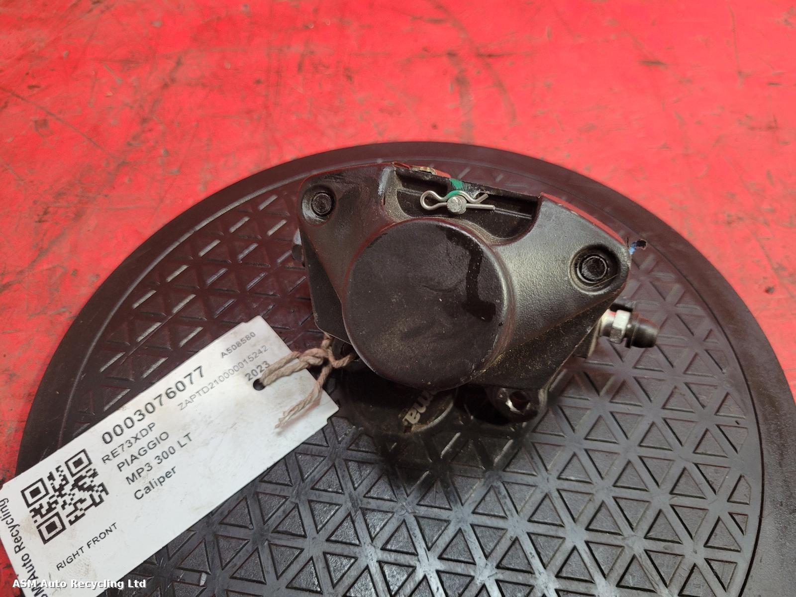 View Auto part Caliper Piaggio Mp3 300 2023