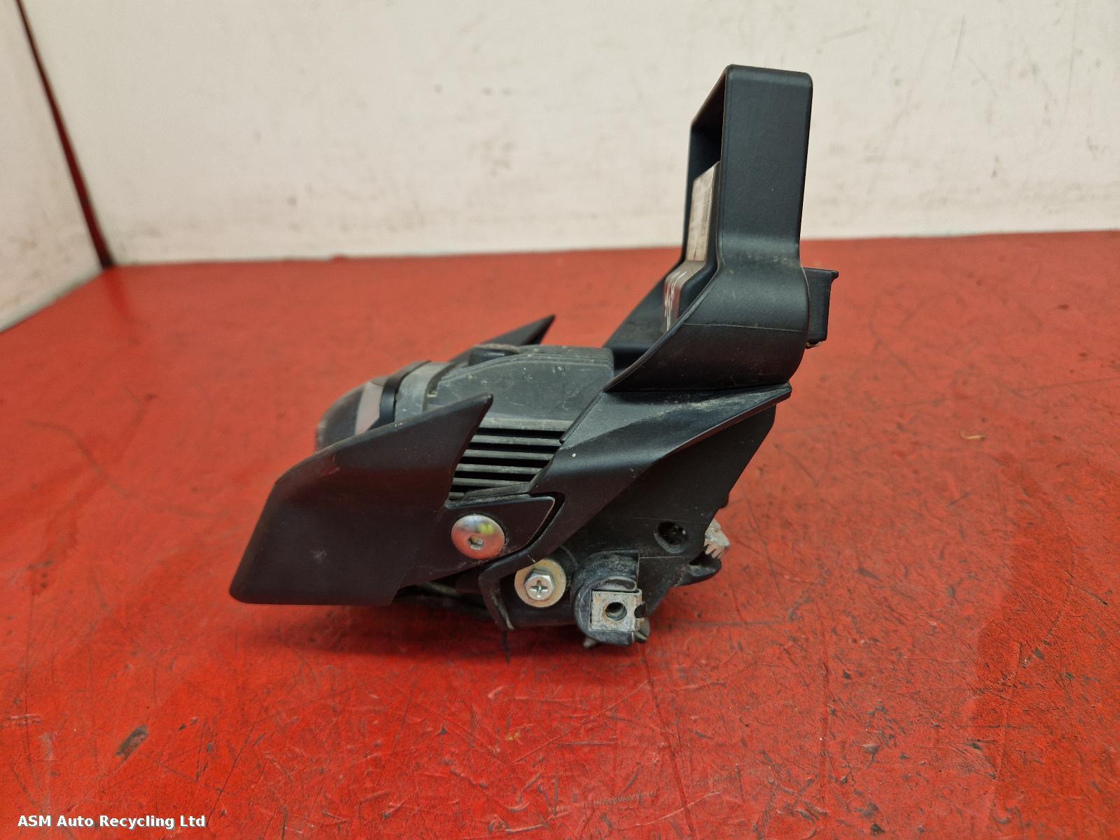 View Auto part Headlamp Yamaha Mt 125 2023