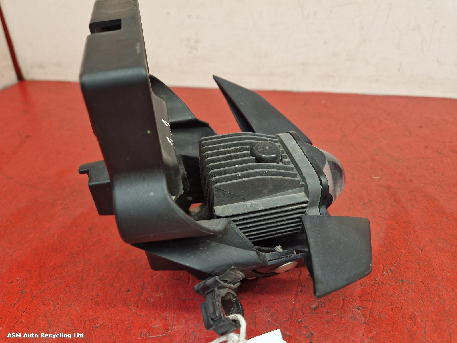 View Auto part Headlamp Yamaha Mt 125 2023