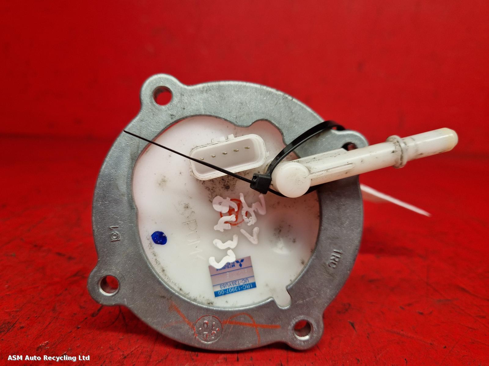 View Auto part Fuel Pump Yamaha Mt-09 Tracer 2016