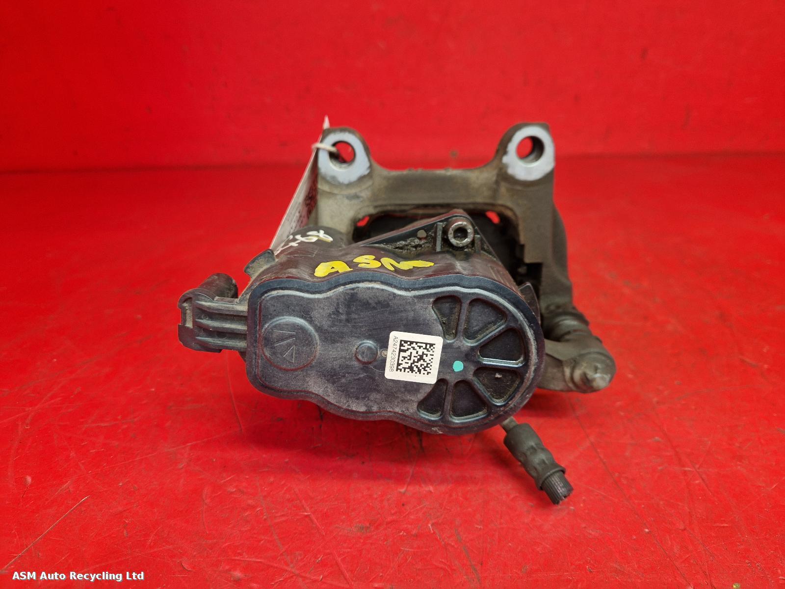 View Auto part Caliper Mercedes A Class 2021