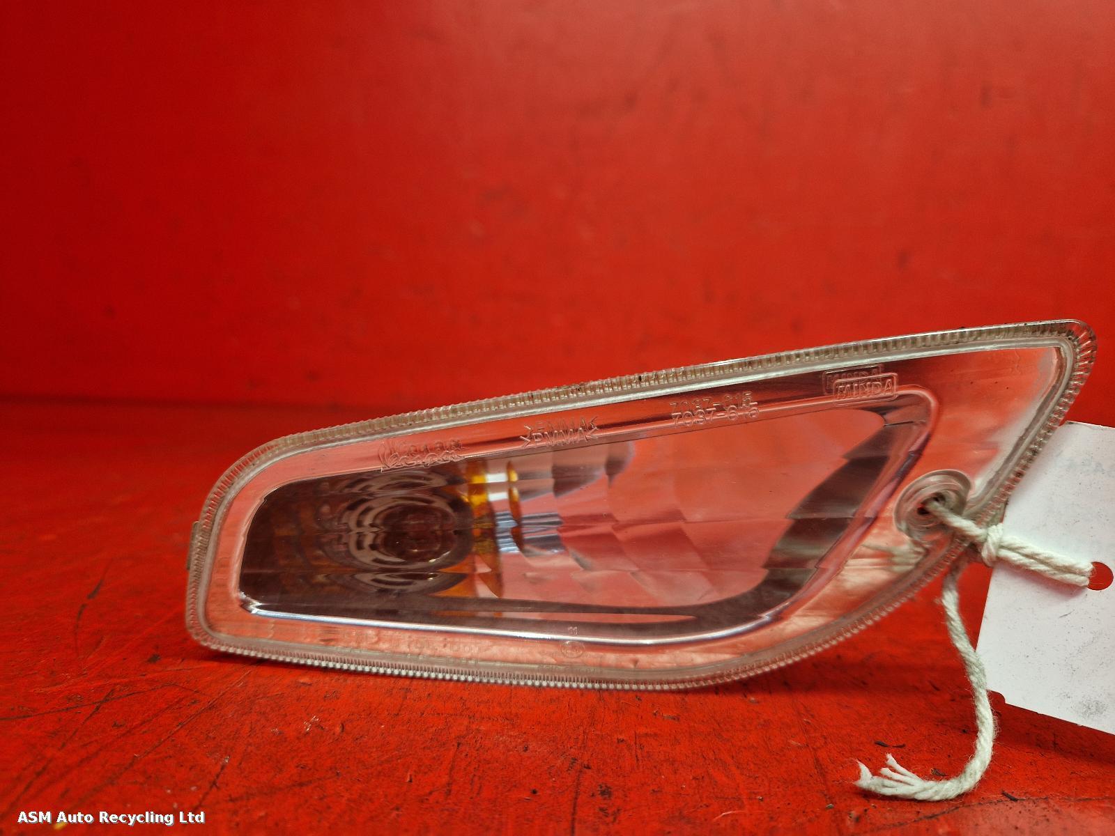 View Auto part R Repeater Lamp Piaggio Vespa 2010