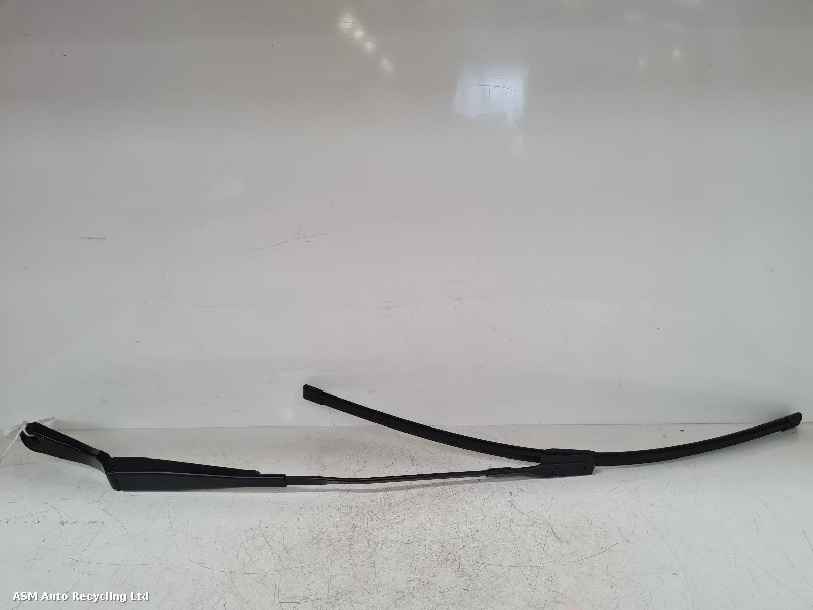 View Auto part Wiper Arm Land Rover Range Rover Evoque 2021