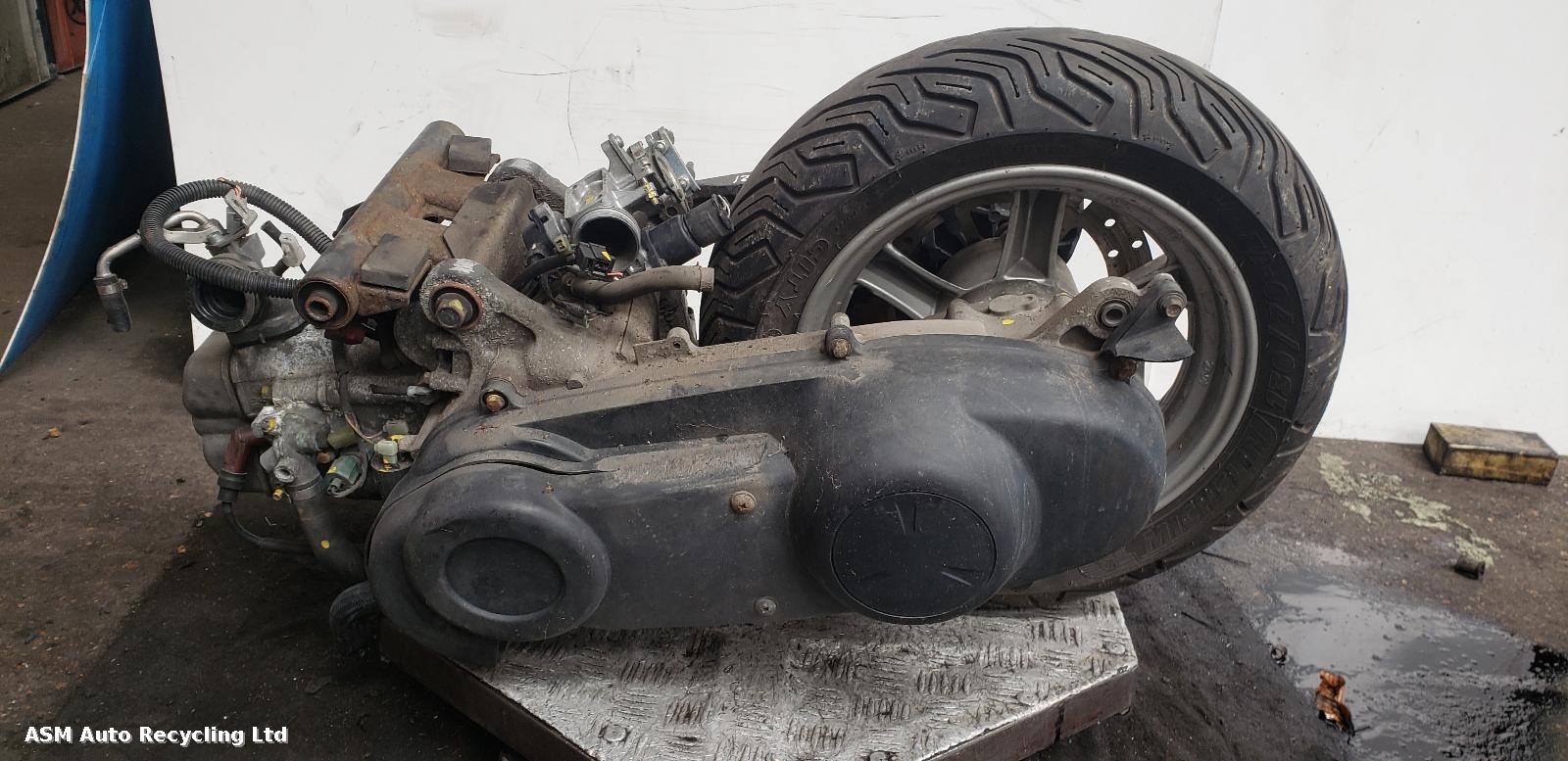 View Auto part Engine Suzuki Burgman    2013