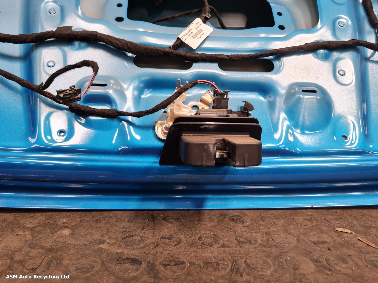 View Auto part Bootlid/Tailgate Audi Q3 2015