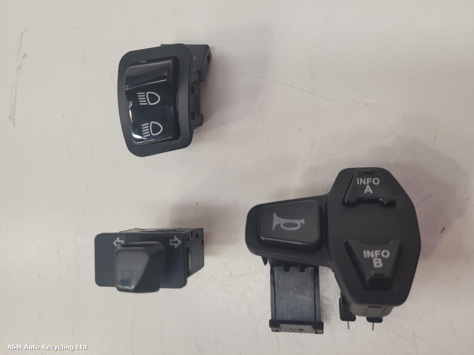 View Auto part LH Switch Gear Honda Sh 350 As-p 2023