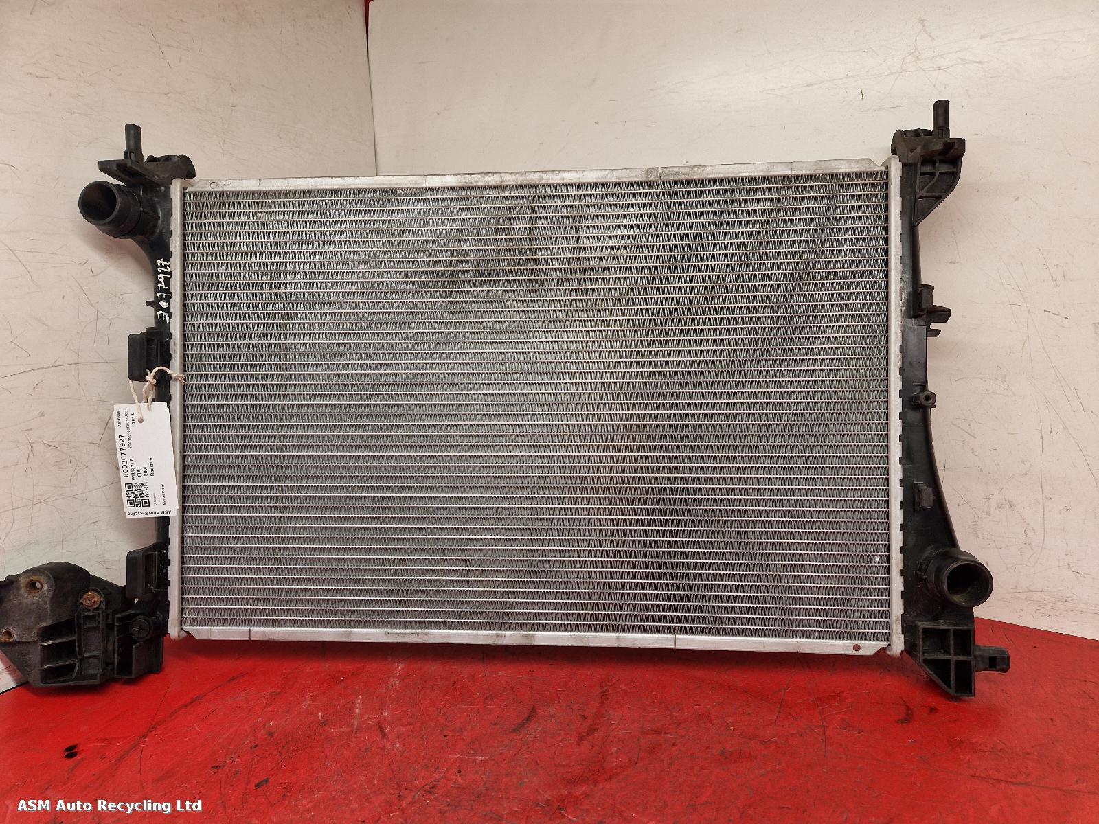 View Auto part Radiator Fiat 500l 2013