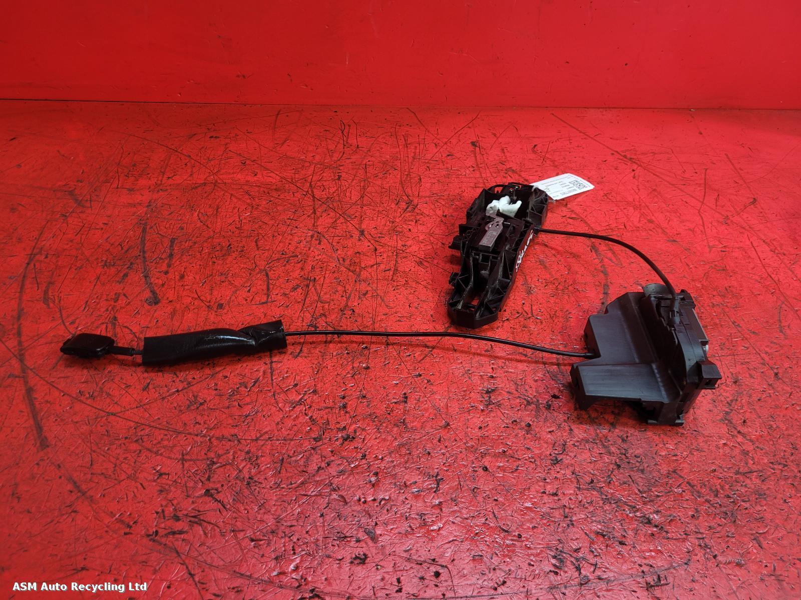 View Auto part Door Lock Assembly Renault Scenic 2010