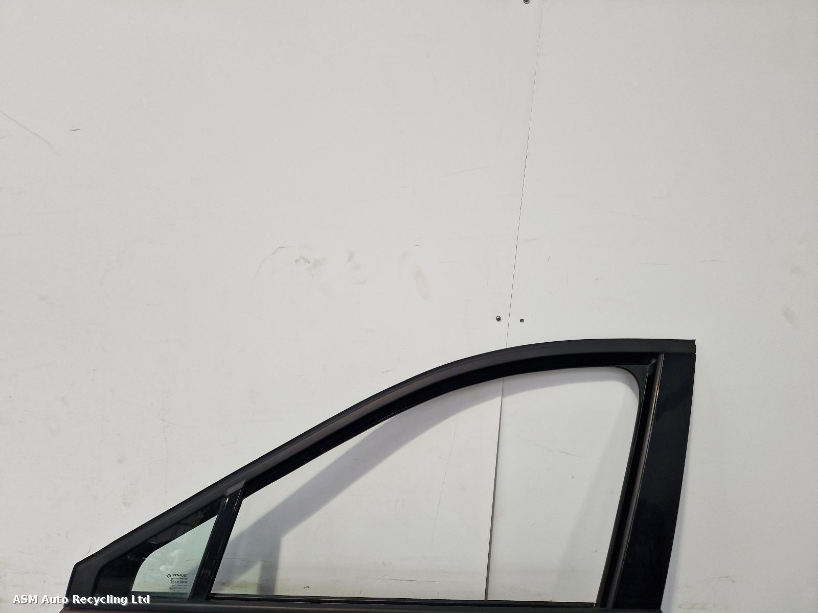 View Auto part L Front Door Renault Scenic 2010
