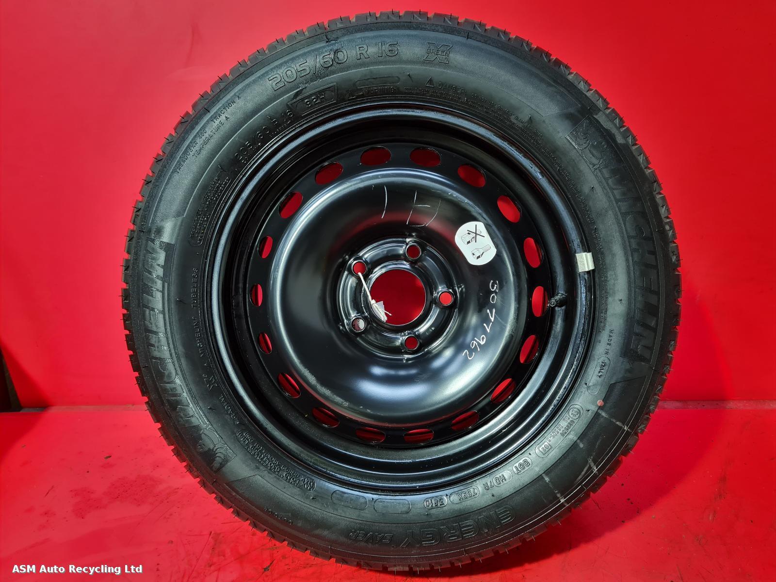 View Auto part Wheel Renault Scenic 2010