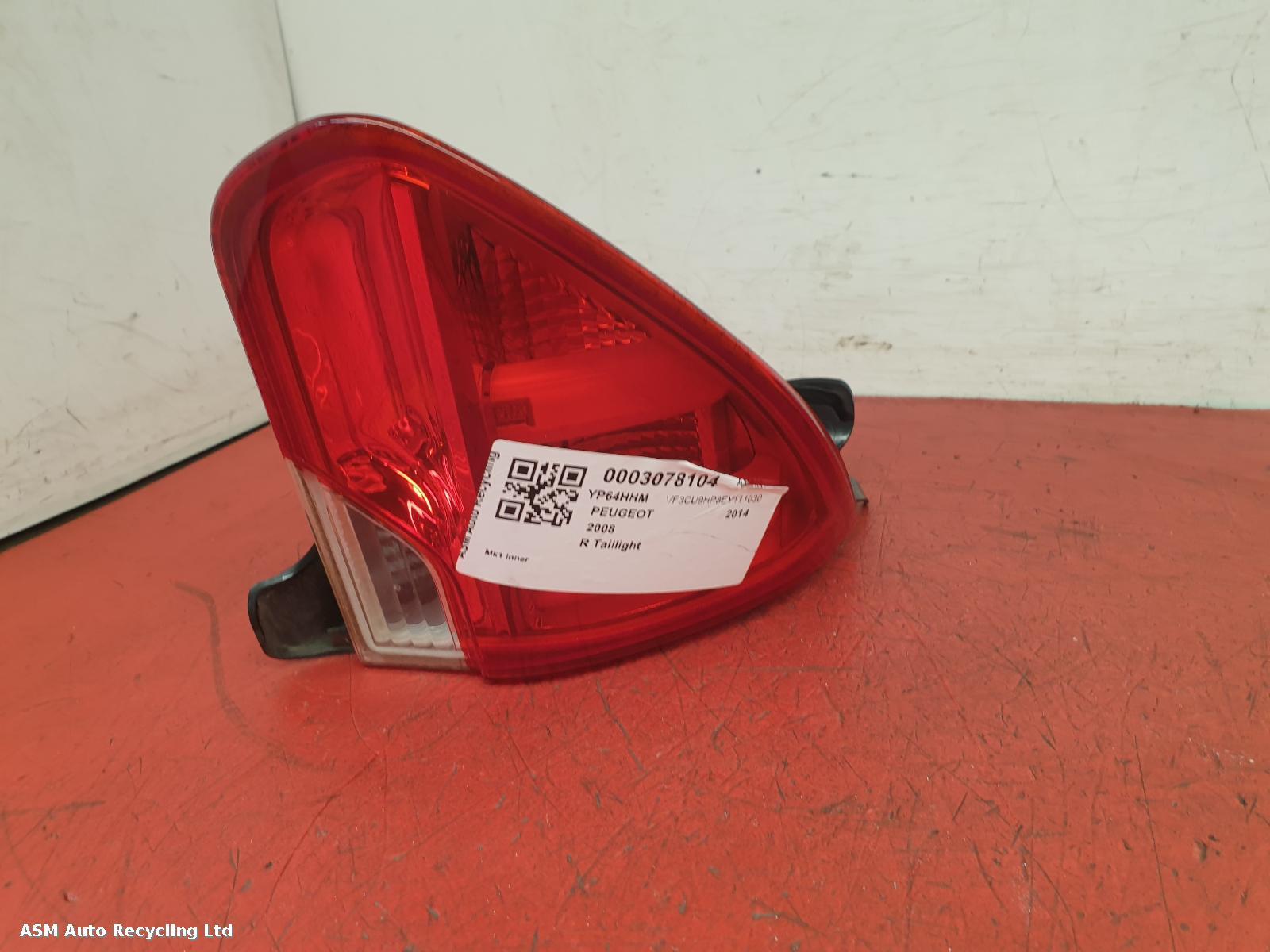View Auto part R Taillight Peugeot 2008 2014