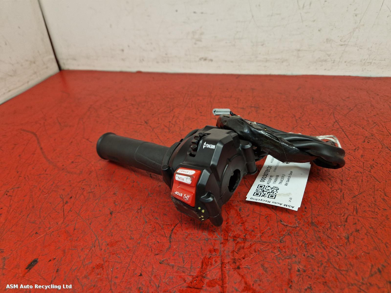 View Auto part RH Switch Gear Yamaha Tracer 9 2023