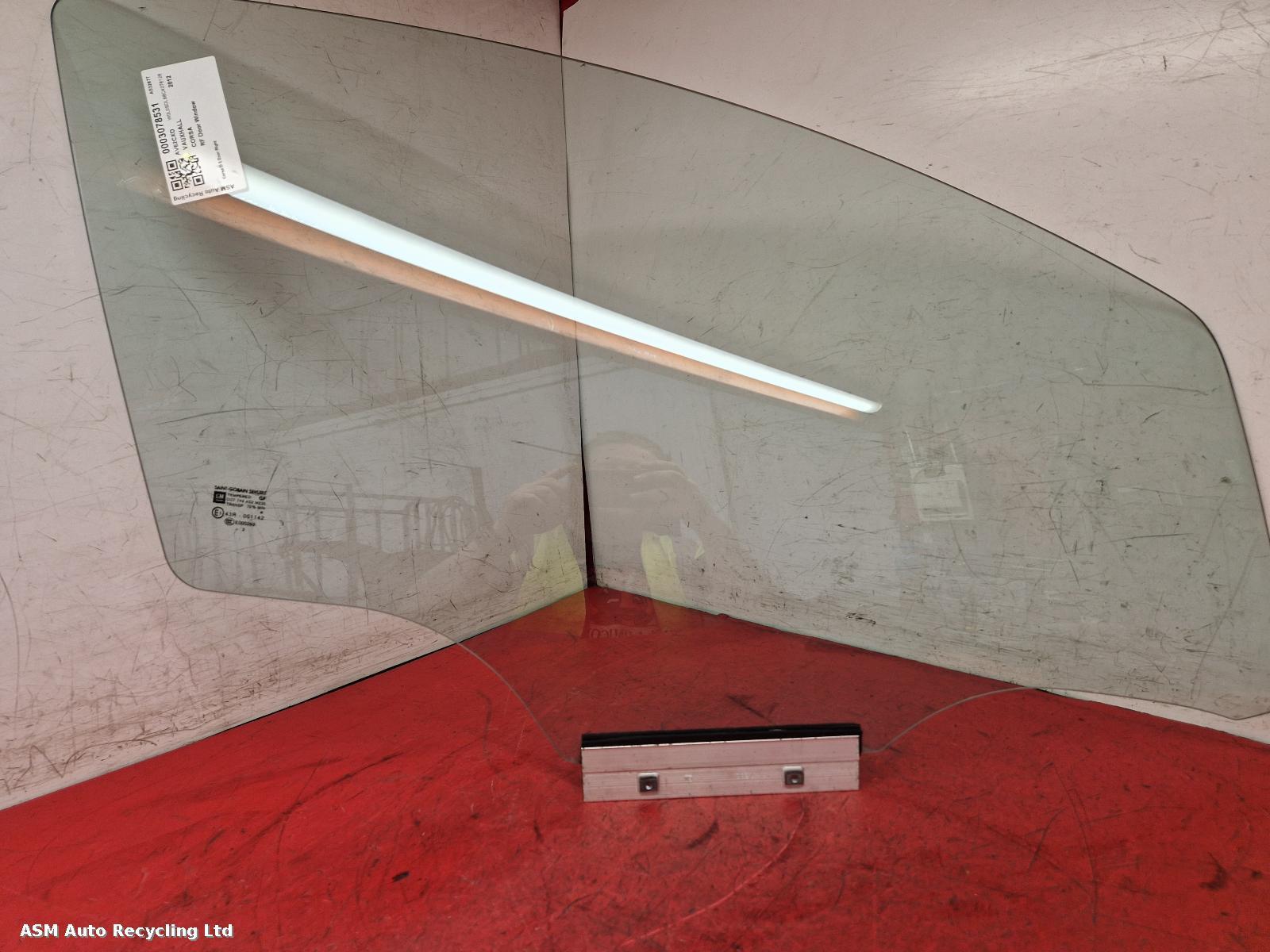 View Auto part RF Door Window Vauxhall Corsa 2012