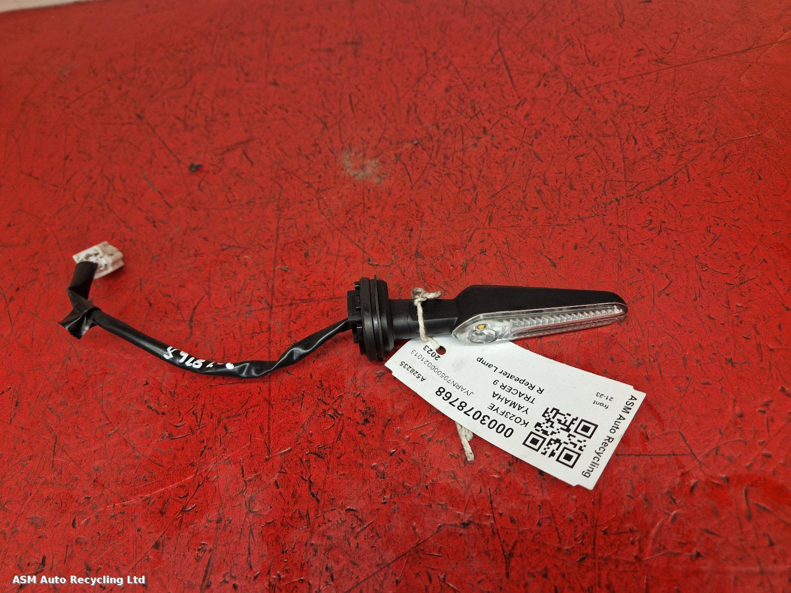 View Auto part R Repeater Lamp Yamaha Tracer 9 2023