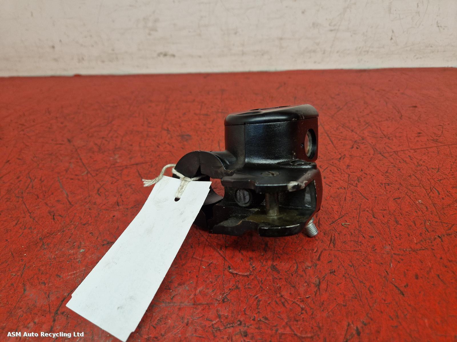 View Auto part Master Cylinder Harley Davidson Xl 883 2015