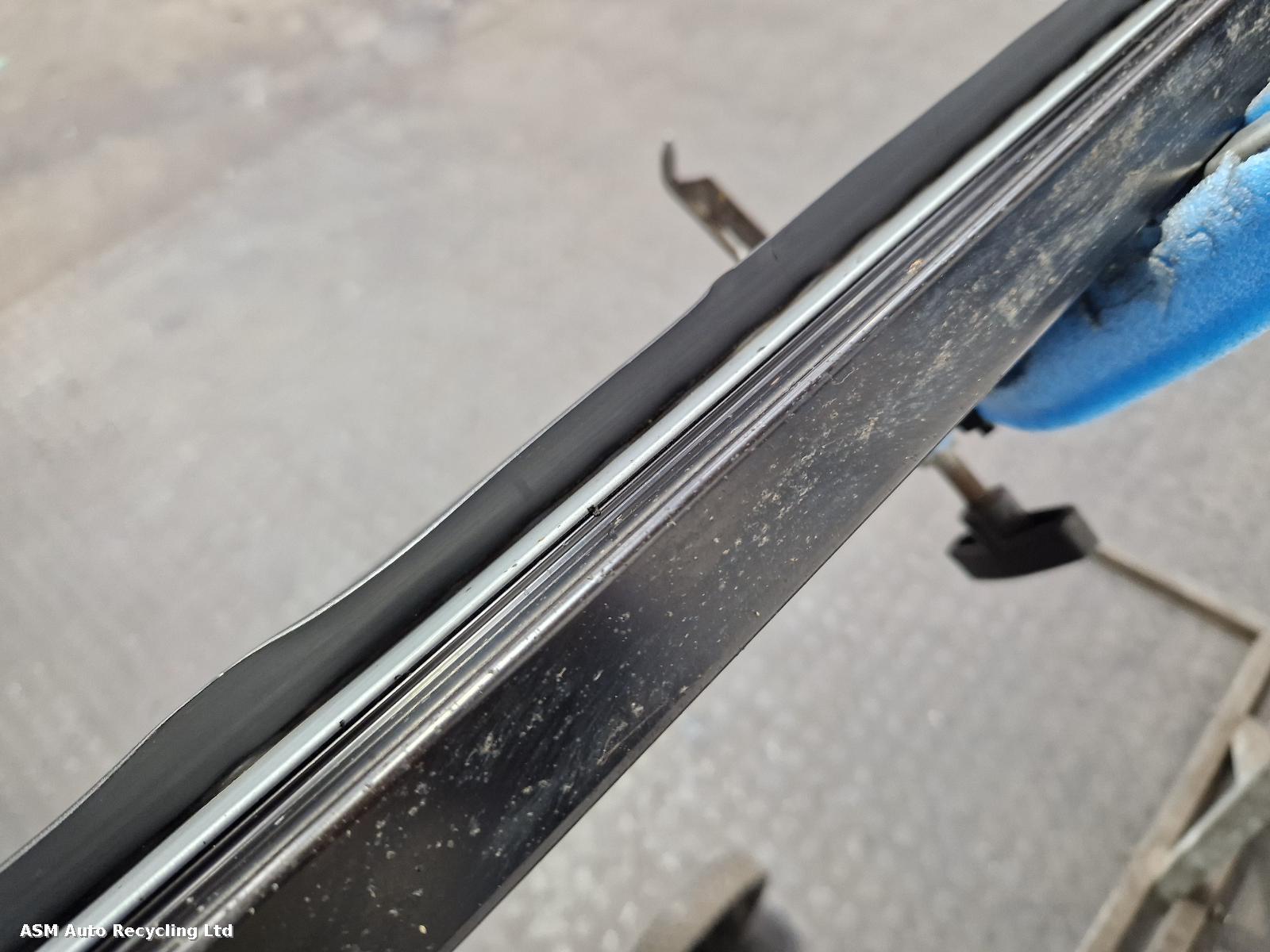 View Auto part Side Step/Rail Ford Transit Custom 2021