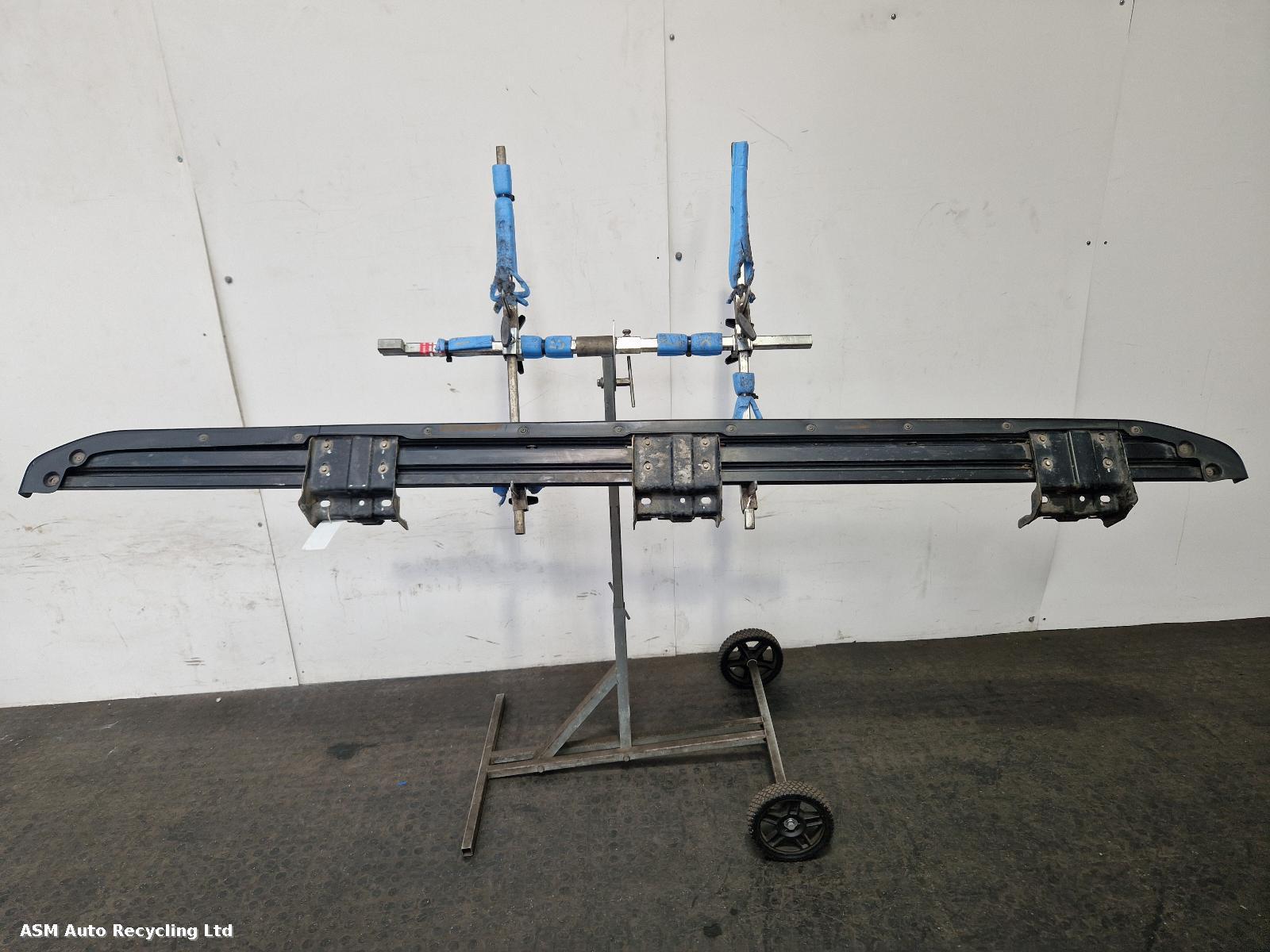 View Auto part Side Step/Rail Ford Transit Custom 2021
