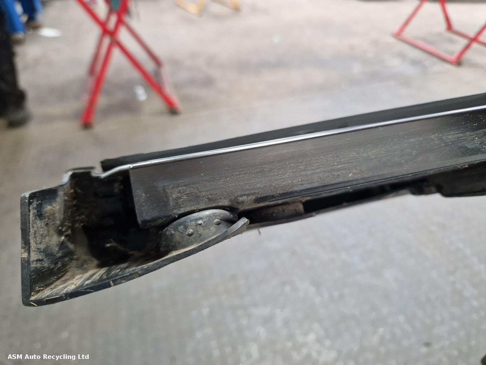 View Auto part Side Step/Rail Ford Transit Custom 2021