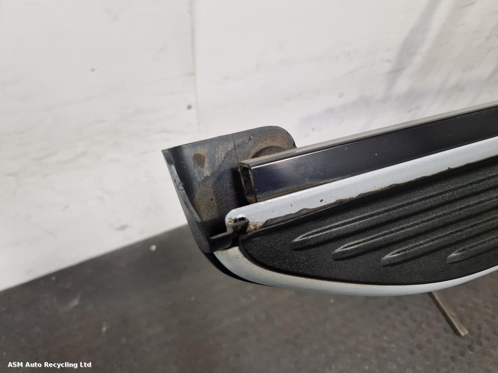 View Auto part Side Step/Rail Ford Transit Custom 2021