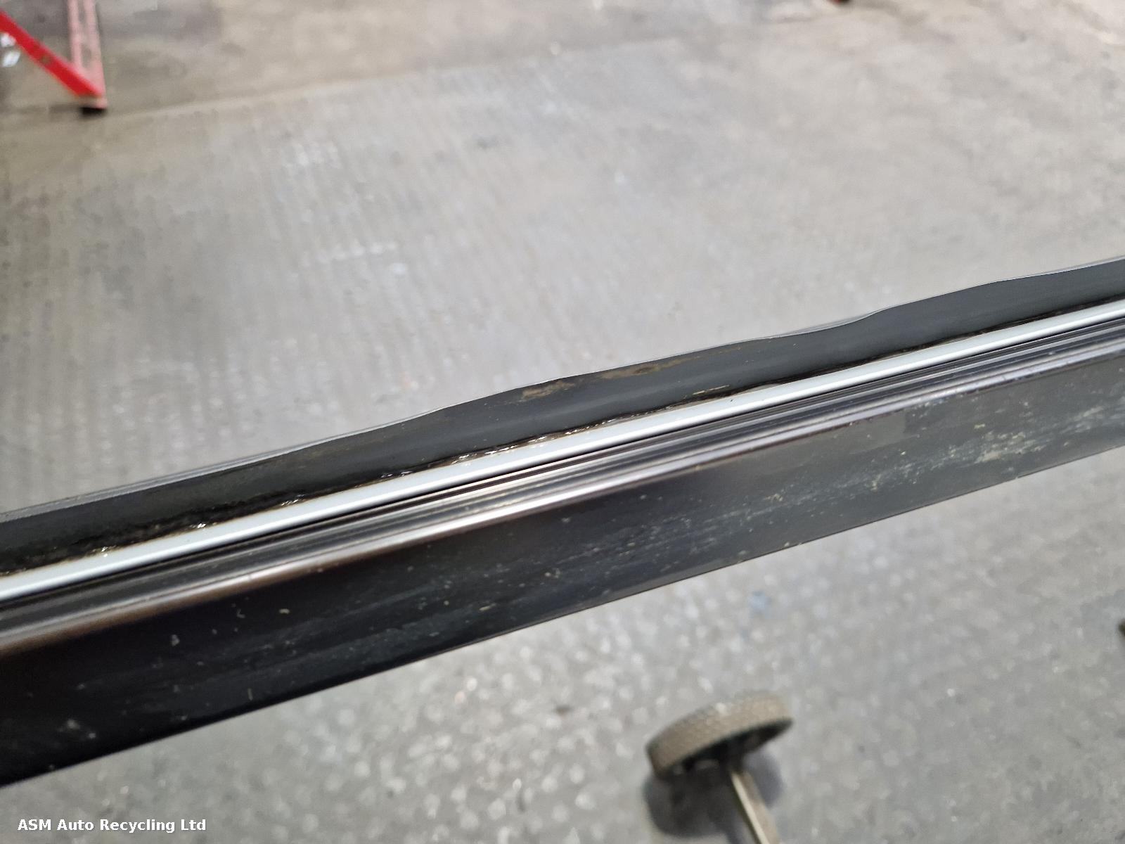 View Auto part Side Step/Rail Ford Transit Custom 2021