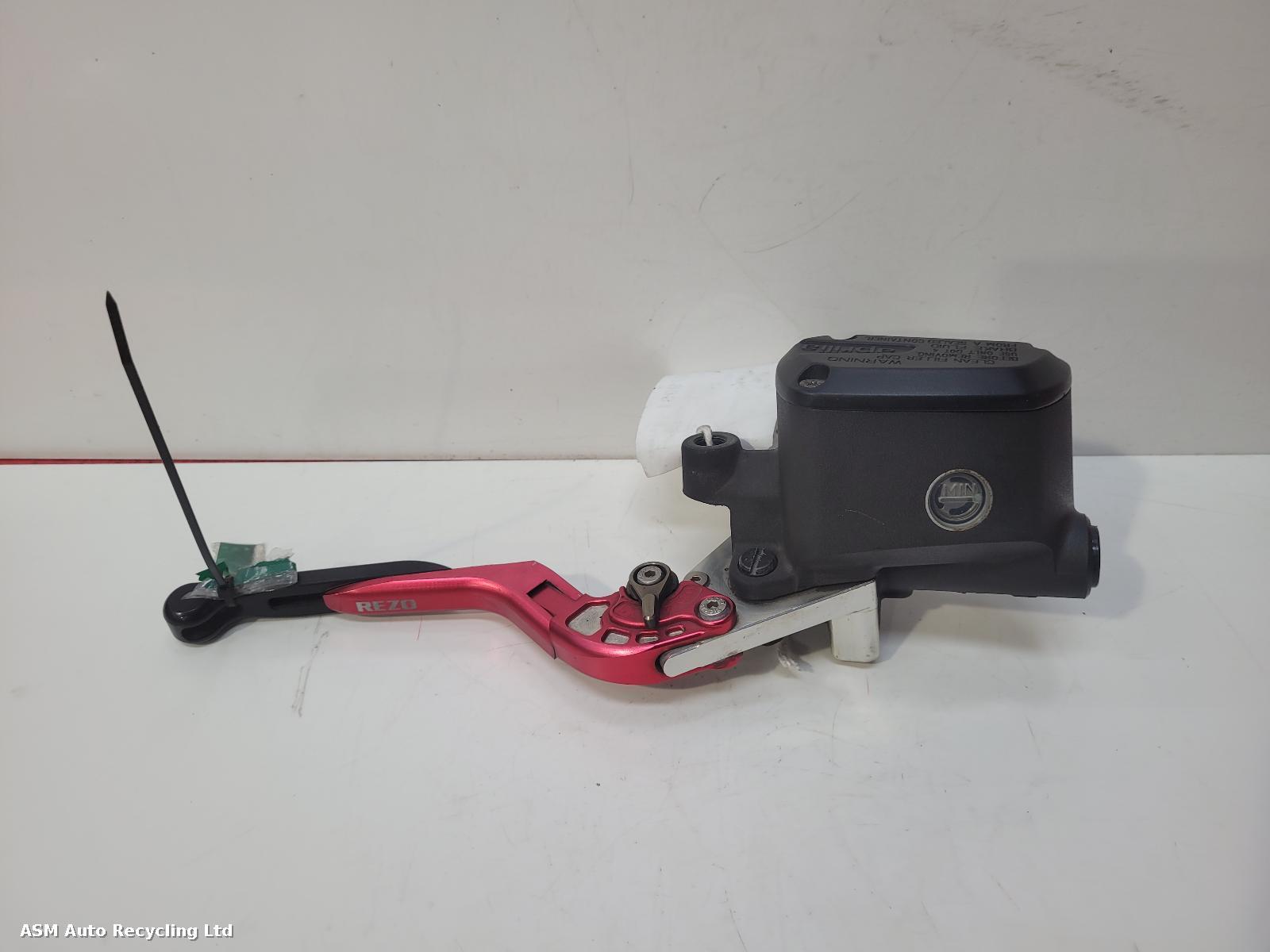 View Auto part Master Cylinder Aprilia Shiver 750 2016