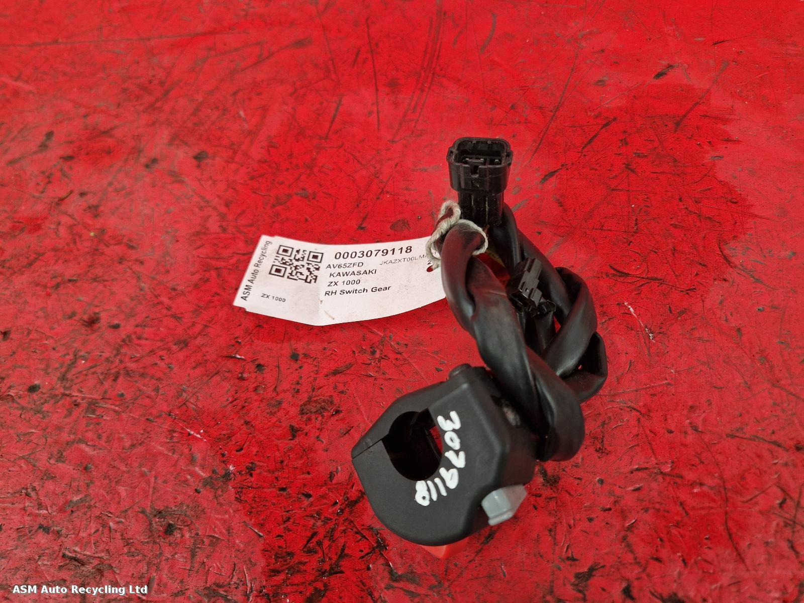 View Auto part RH Switch Gear Kawasaki Zx 1000 2016