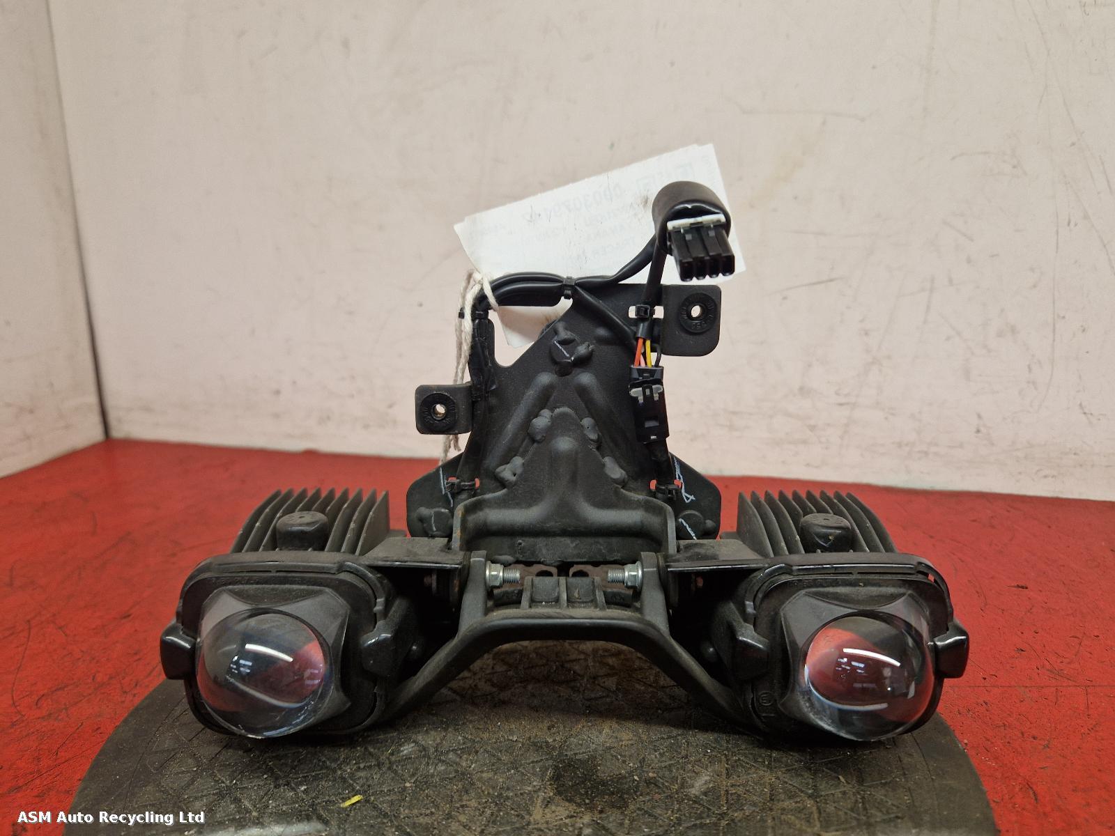 View Auto part Headlamp Yamaha Tracer 700 2021
