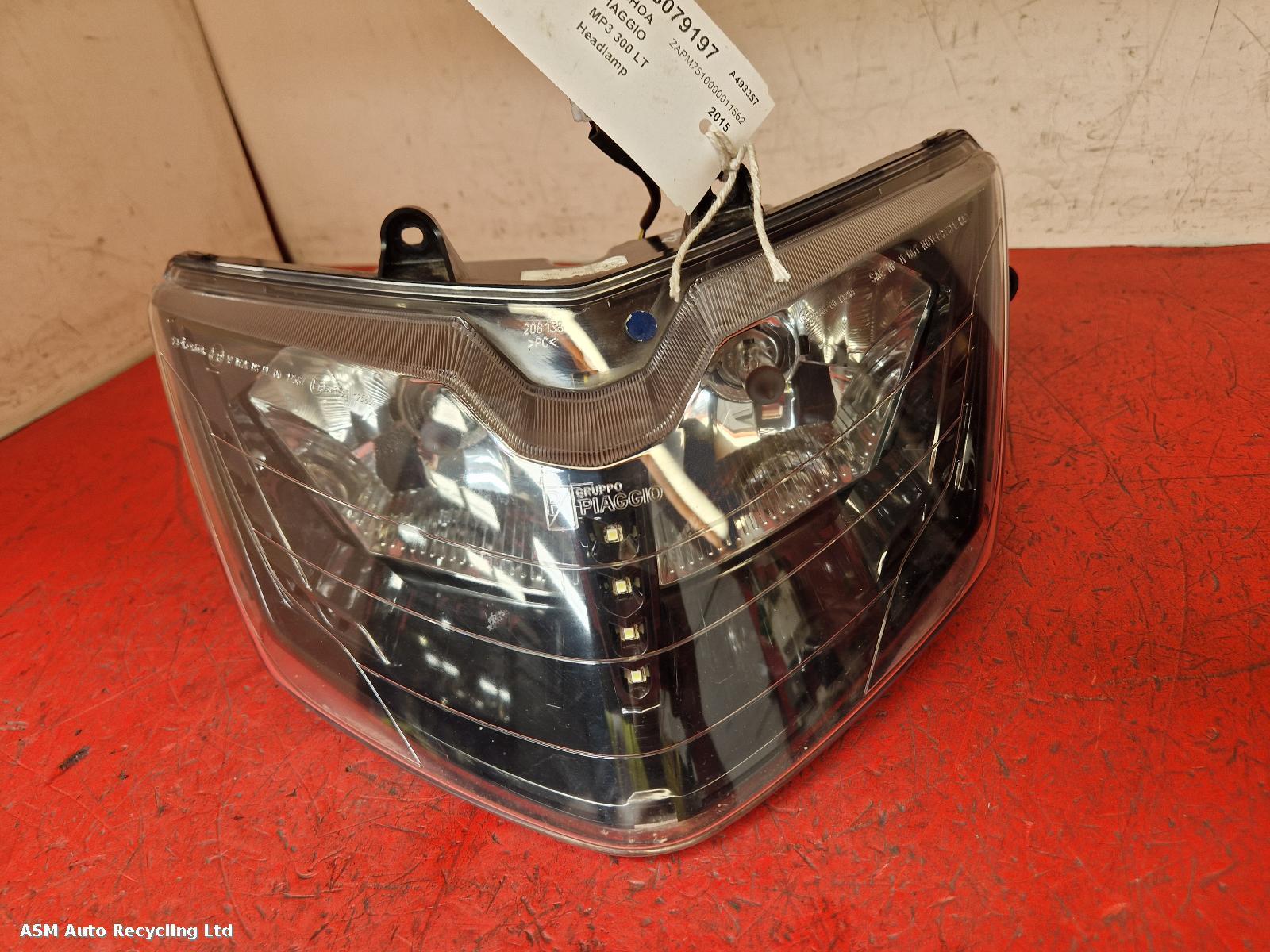 View Auto part Headlamp Piaggio Mp3 300 Lt 2015