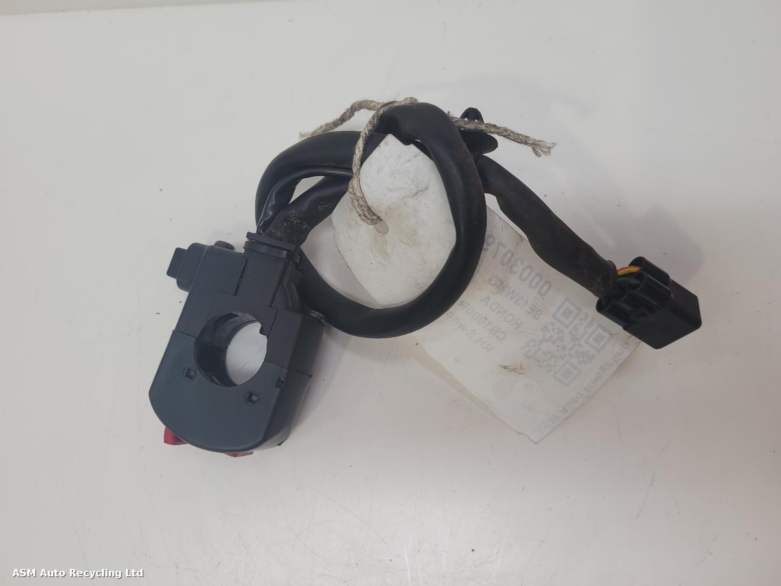 View Auto part RH Switch Gear Honda Cb1000r 2013