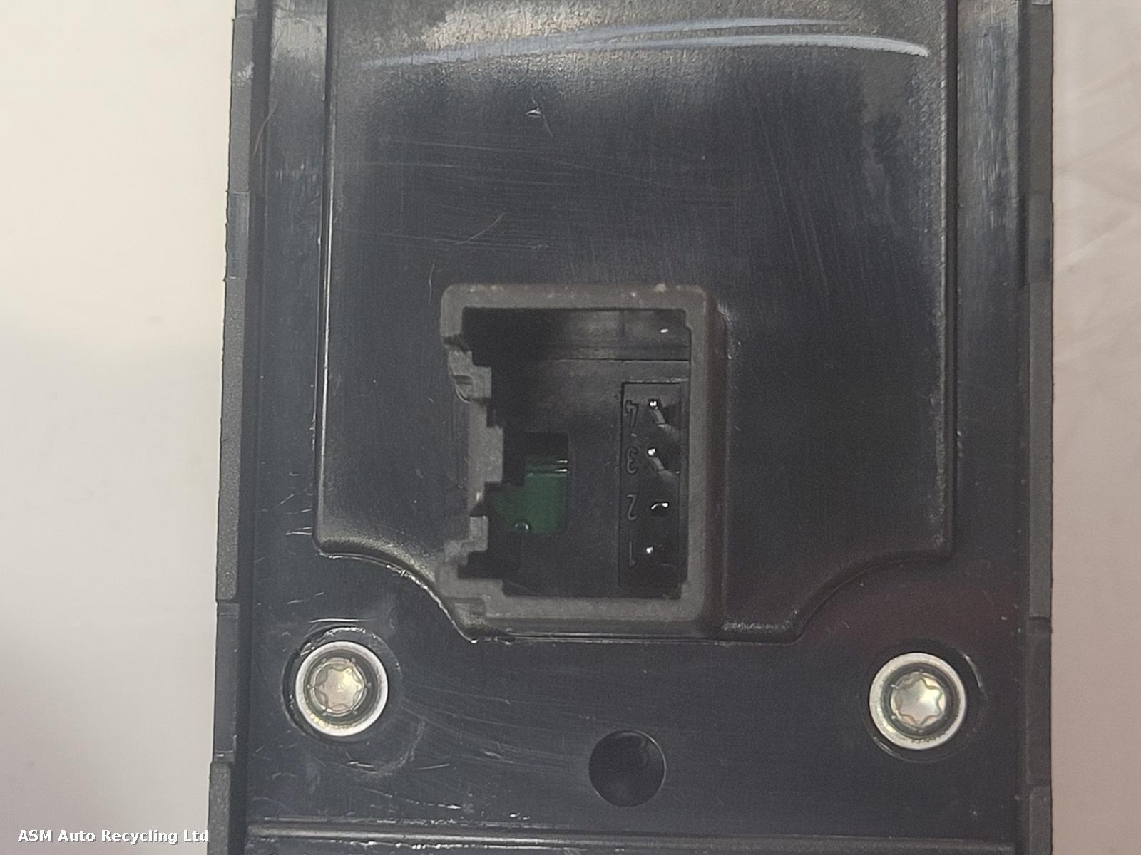 View Auto part Elect. Window Switch Ford Focus 2011