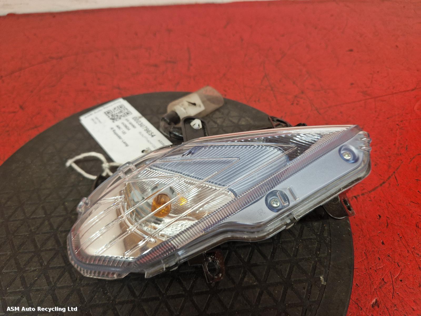 View Auto part R Repeater Lamp Honda Anc 125 2018