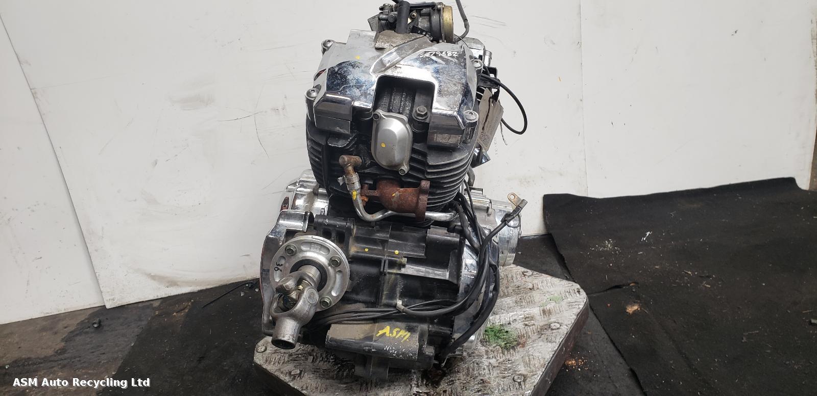 View Auto part Engine Yamaha V Star 650 1999