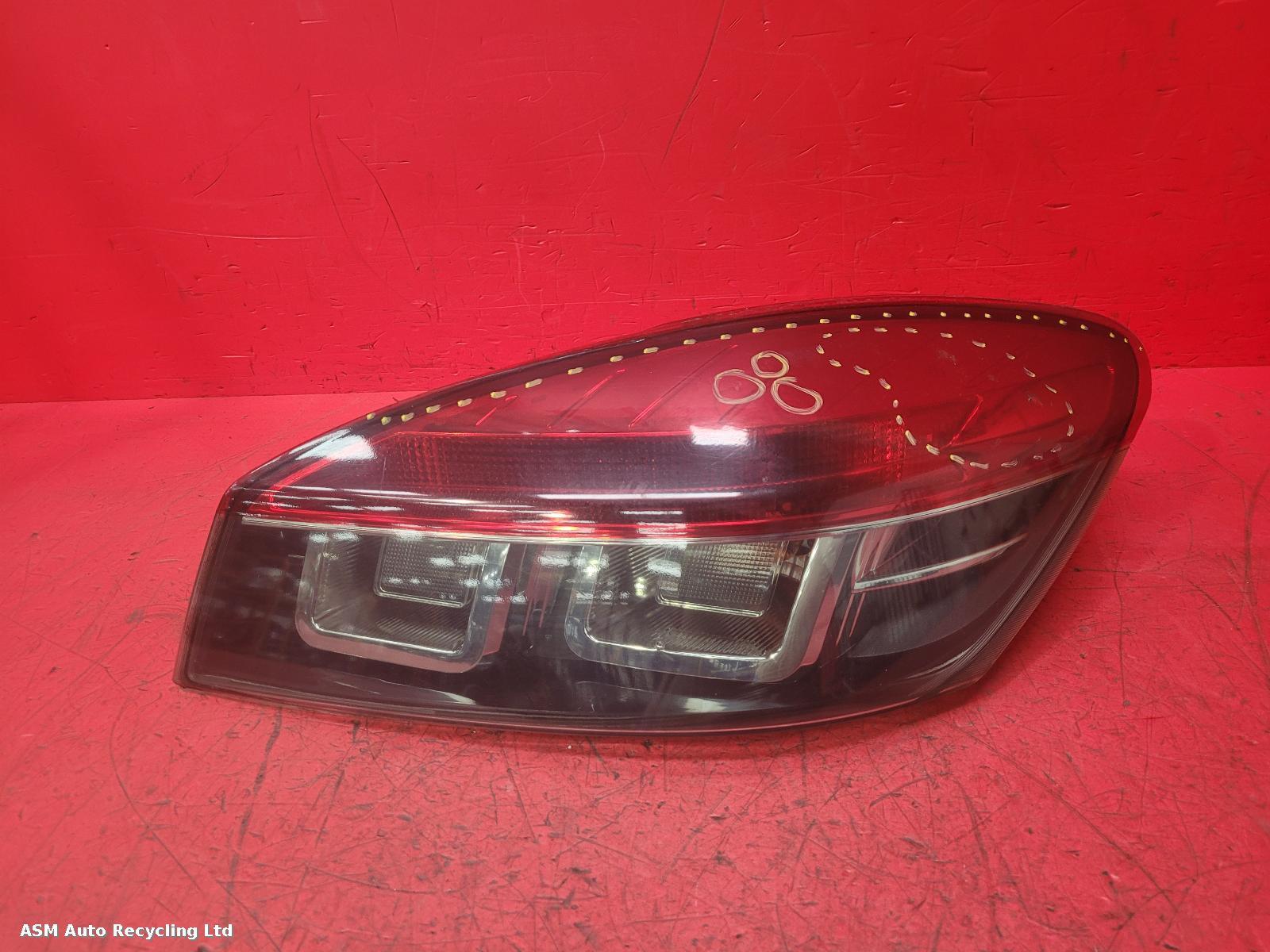 View Auto part R Taillight Renault Megane 2011