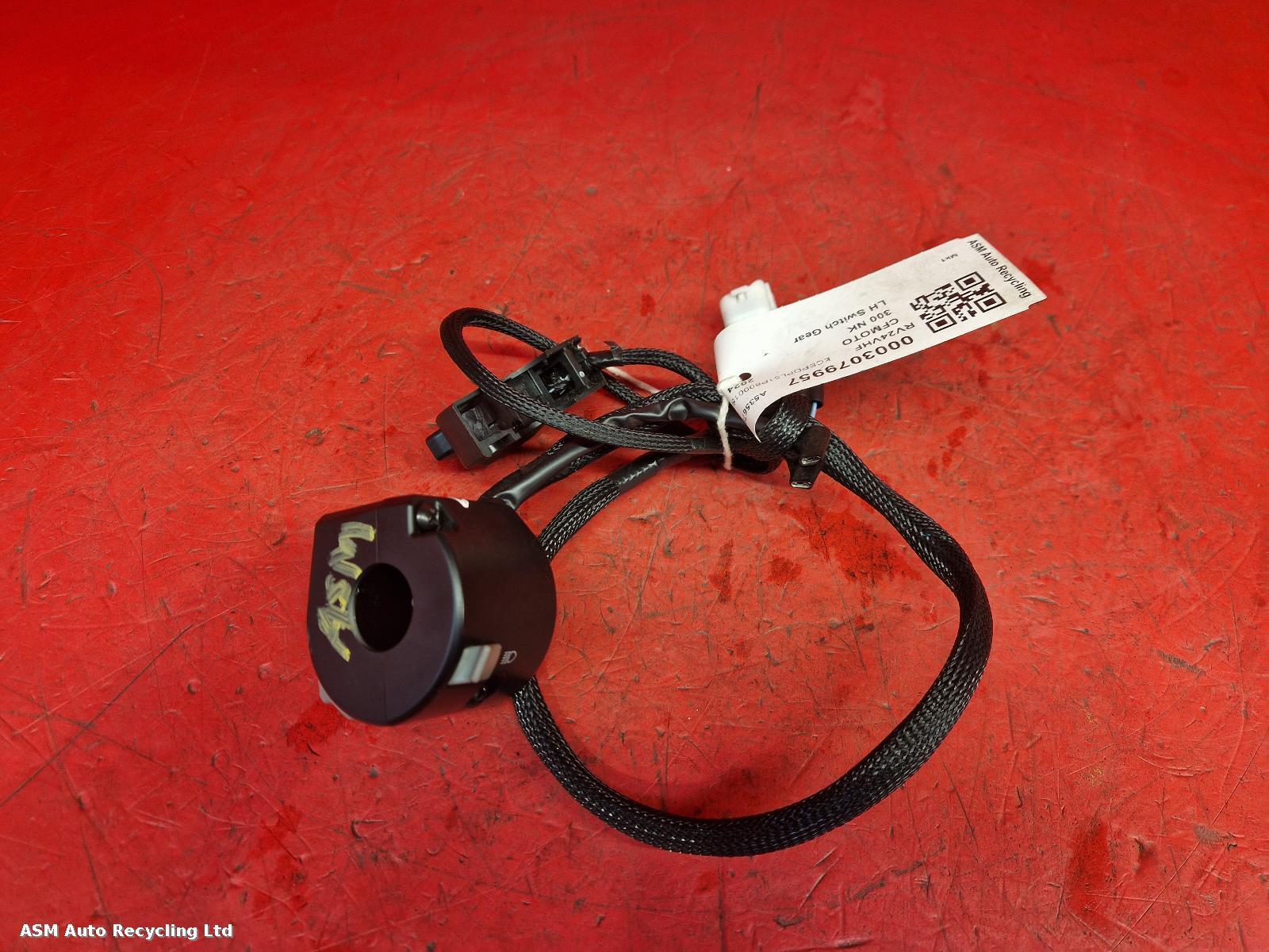View Auto part LH Switch Gear Cfmoto 300 Nk 2024