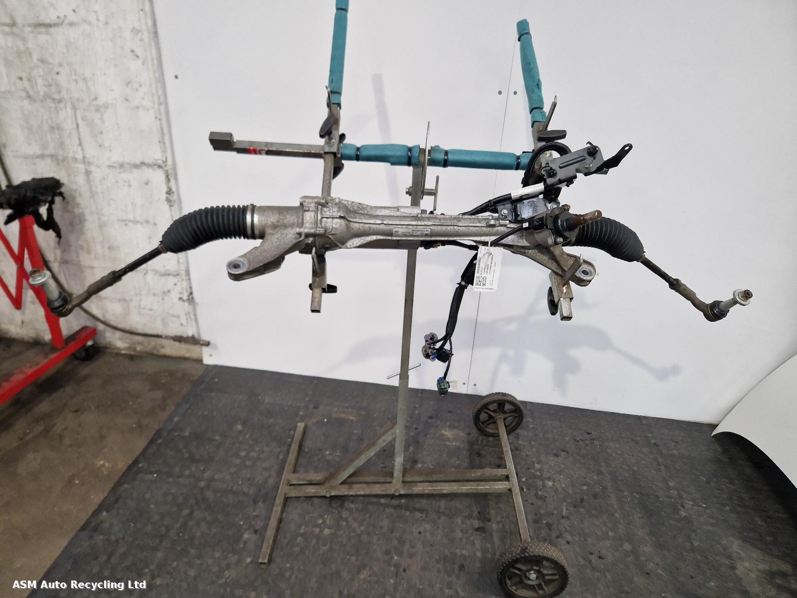 View Auto part Steering Box/Rack Land Rover Defender 2021